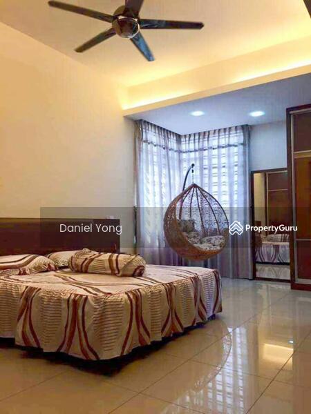 For Sale - Semi-Detached House at Taman Pulai Bayu