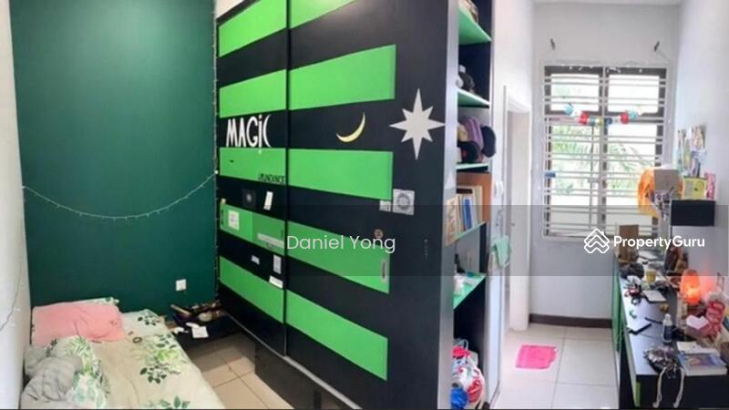 For Sale - Semi-Detached House at Taman Pulai Bayu