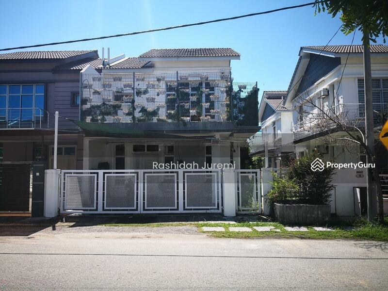 Untuk Dijual - Jalan Sp 9 Bandar Saujana Putra