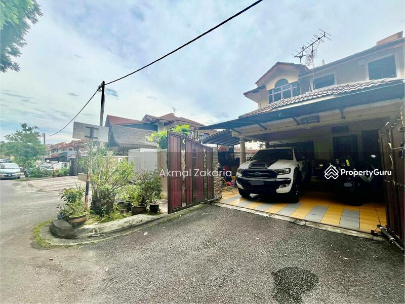 For Sale - End Lot Double Storey Terrace Damansara Emas Jalan Sepah Puteri