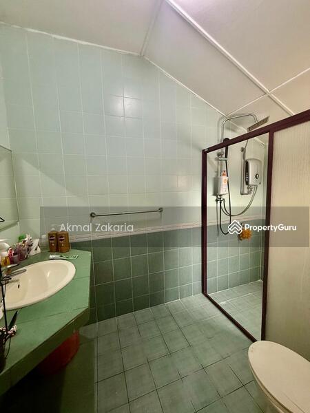 For Sale - End Lot Double Storey Terrace Damansara Emas Jalan Sepah Puteri