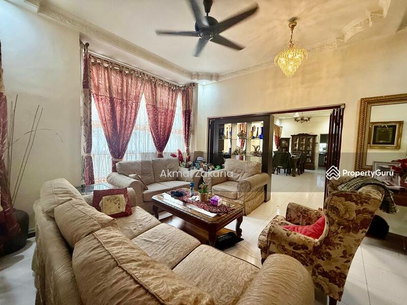 For Sale - End Lot Double Storey Terrace Damansara Emas Jalan Sepah Puteri