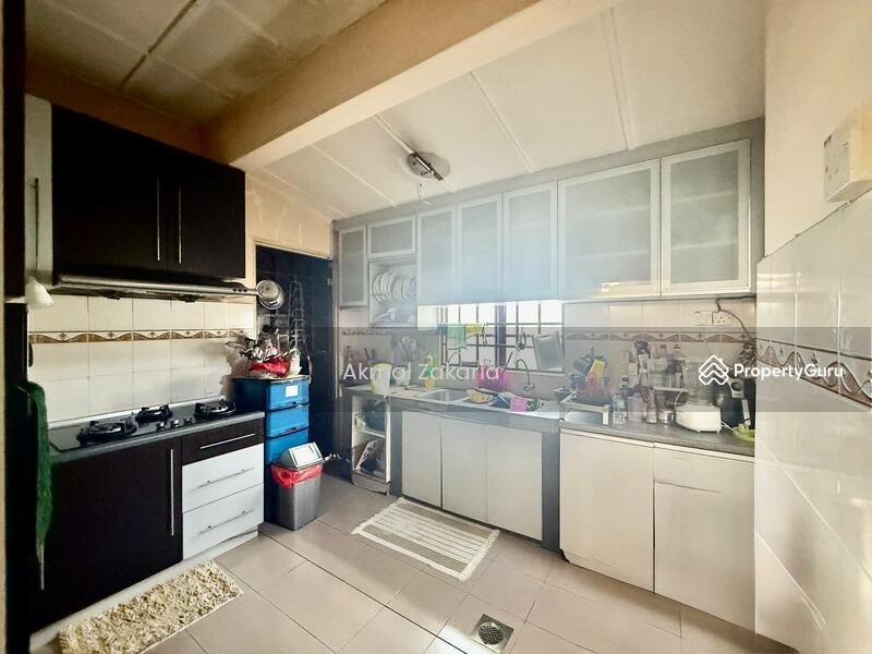 For Sale - End Lot Double Storey Terrace Damansara Emas Jalan Sepah Puteri