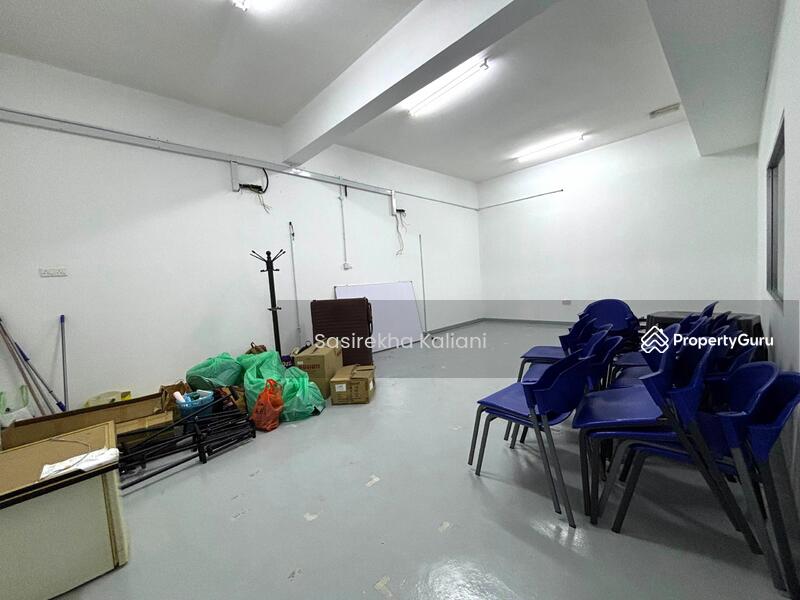 For Sale - Shop / Office at SS7
