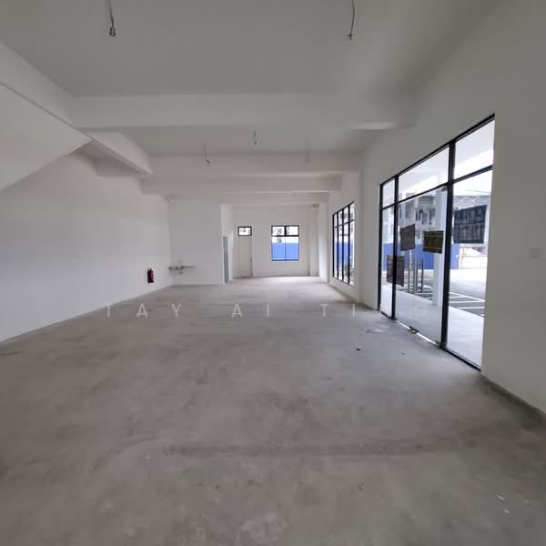 Kedai untuk Dijual di Taman Bukit Kaze (Ulu Tiram) - Tay Ai Ting - Interior - PropertyGuru.com.my