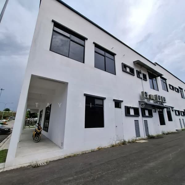 Kedai untuk Dijual di Taman Bukit Kaze (Ulu Tiram) - Tay Ai Ting - Exterior - PropertyGuru.com.my