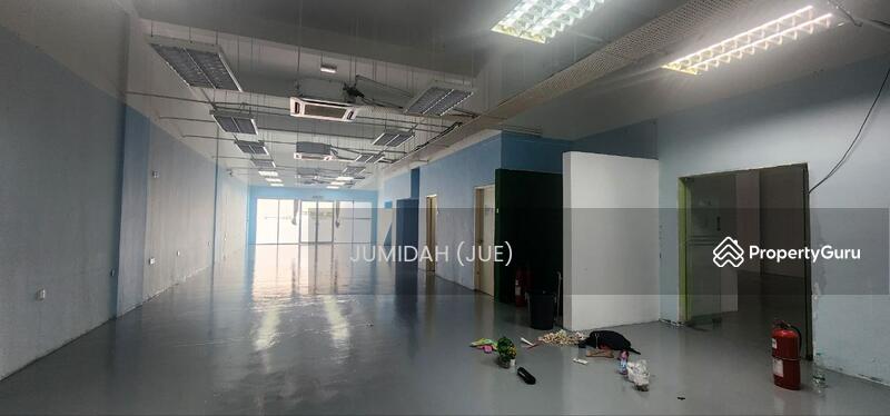 Ground Floor Shop Office at Space U8