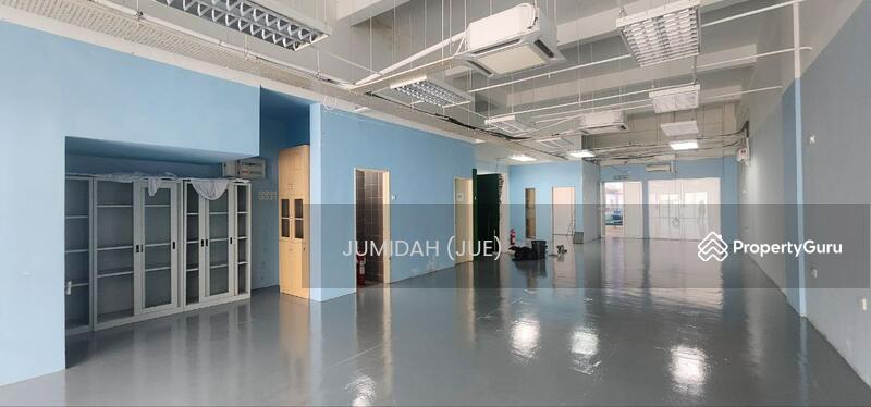 Ground Floor Shop Office at Space U8