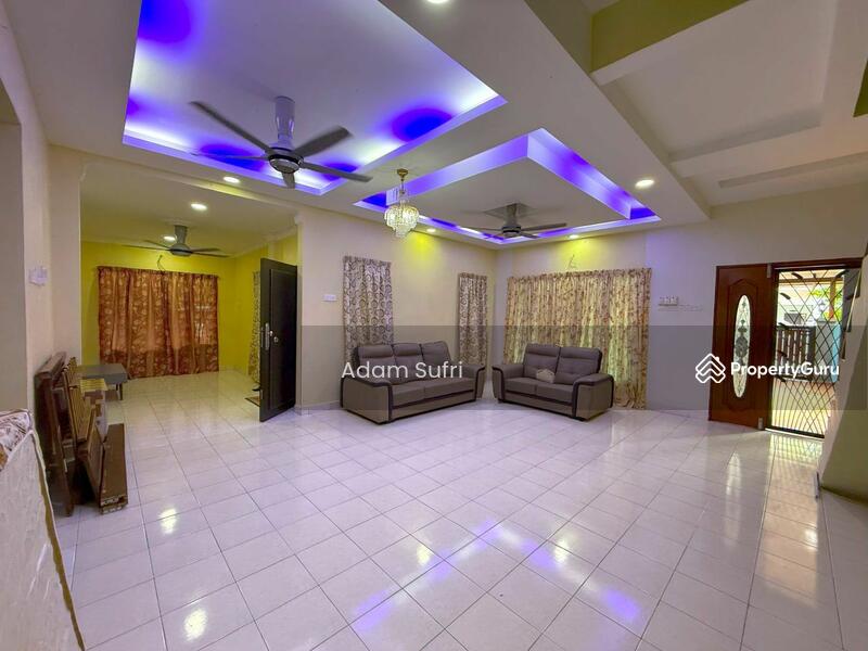 For Sale - 2-storey Terrace House at Seksyen 3