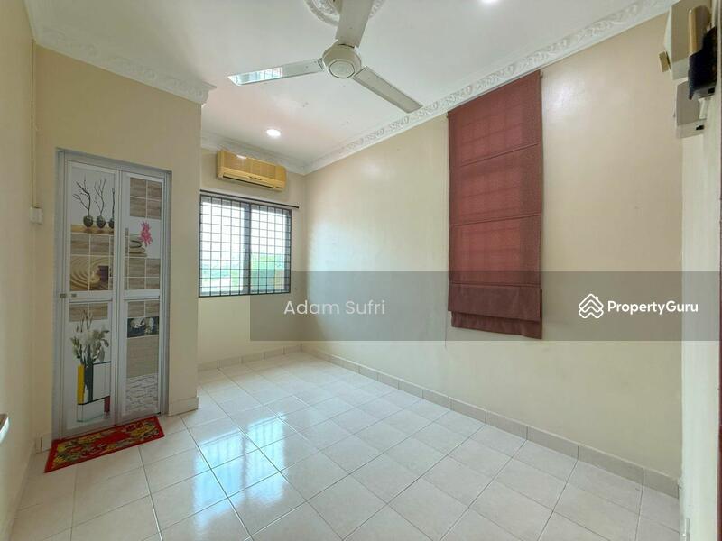 For Sale - 2-storey Terrace House at Seksyen 3