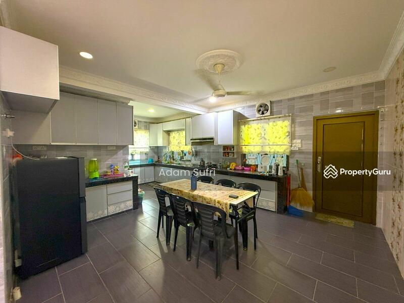 For Sale - 2-storey Terrace House at Seksyen 3