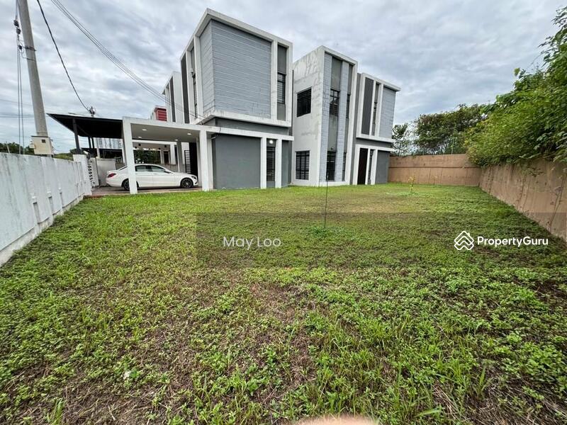 For Sale - Semi-Detached House at New Pasir Puteh
