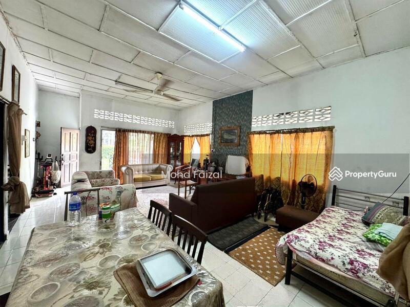 Untuk Dijual - Single storey bungalow,Taman Batu Muda Gombak Kuala Lumpur.