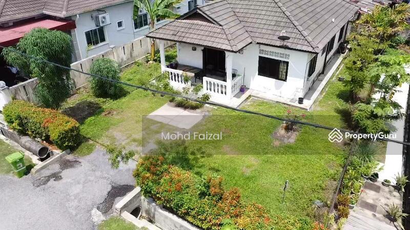 Untuk Dijual - Single storey bungalow,Taman Batu Muda Gombak Kuala Lumpur.