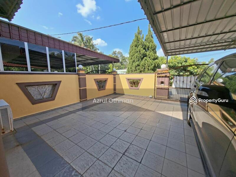 Untuk Dijual - Semi-Detached House at Taman Panchor Jaya
