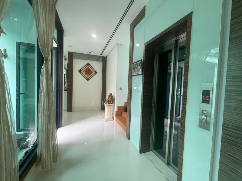 Bungalow for Sale in Bukit Jelutong (Shah Alam) - Feisal . - PropertyGuru.com.my