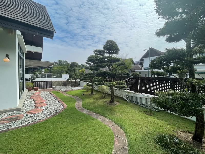 Bungalow for Sale in Bukit Jelutong (Shah Alam) - Feisal . - PropertyGuru.com.my