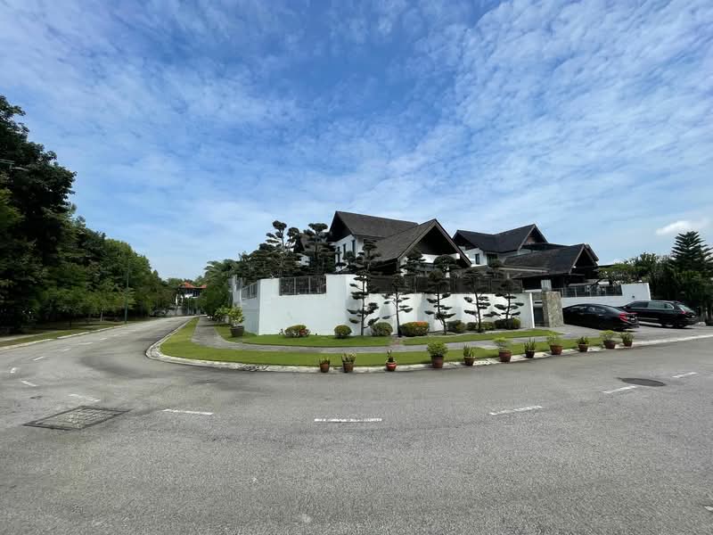 Bungalow for Sale in Bukit Jelutong (Shah Alam) - Feisal . - PropertyGuru.com.my
