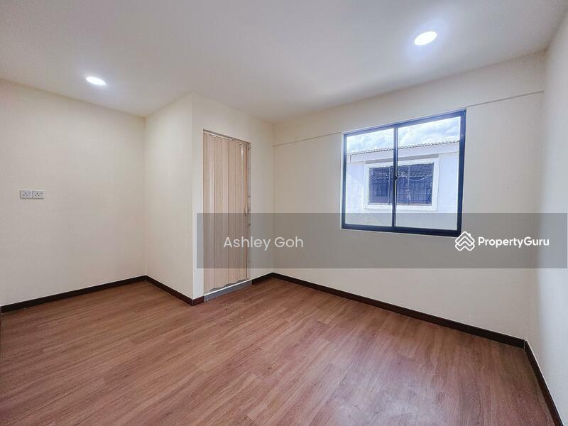 Untuk Dijual - 2 Stry Low Cost Taman Utama Pekan Nenas