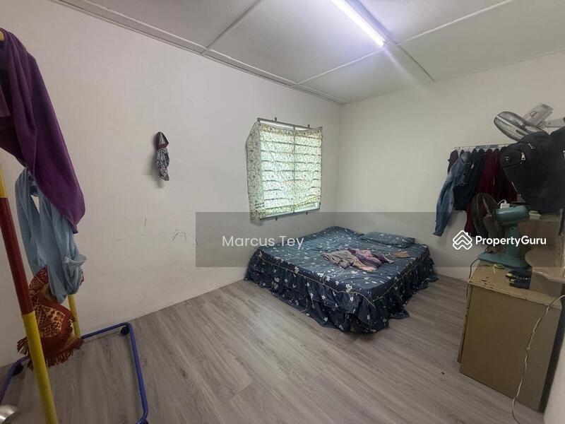 Untuk Dijual - Taman Tangkak Jaya