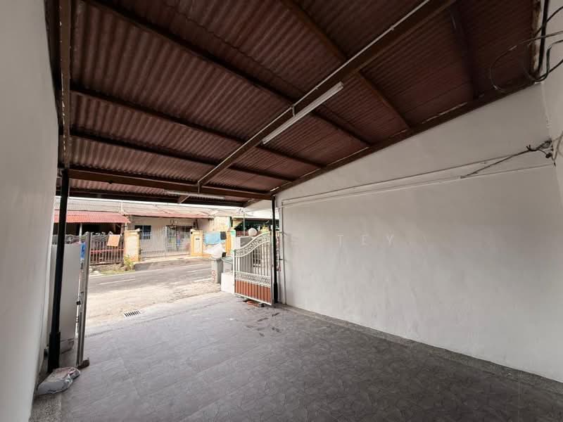 2-storey Terraced House for Sale in Taman Tangkak Jaya (Tangkak) - Marcus Tey - PropertyGuru.com.my