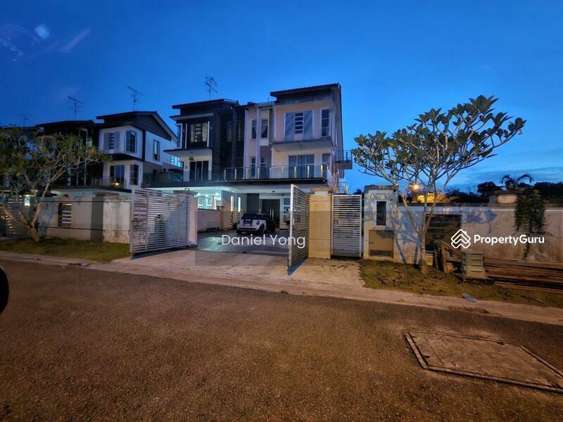 Untuk Dijual - Semi-Detached House at Bandar Seri Alam