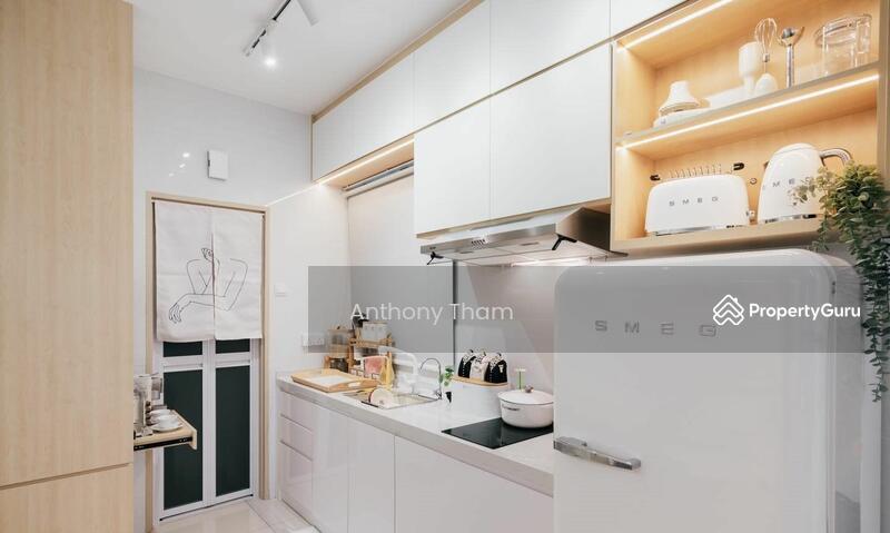 For Sale - The Asteriaz