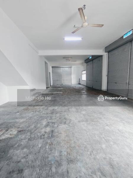 For Rent - Bandar Seri Alam/ Jalan Lembah/ Corner Shop/ For Rent