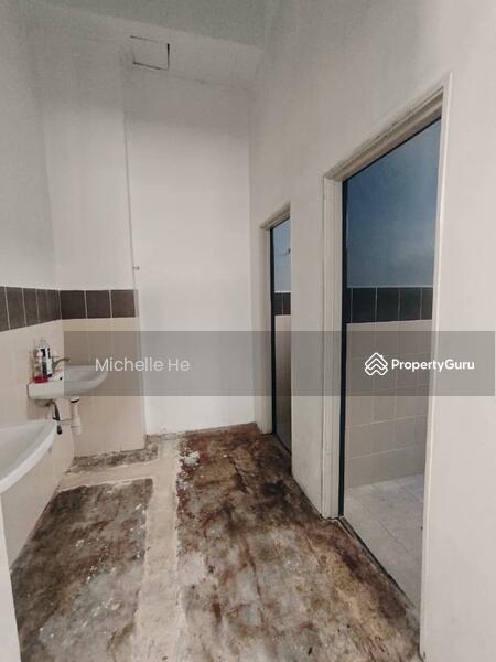 For Rent - Bandar Seri Alam/ Jalan Lembah/ Corner Shop/ For Rent