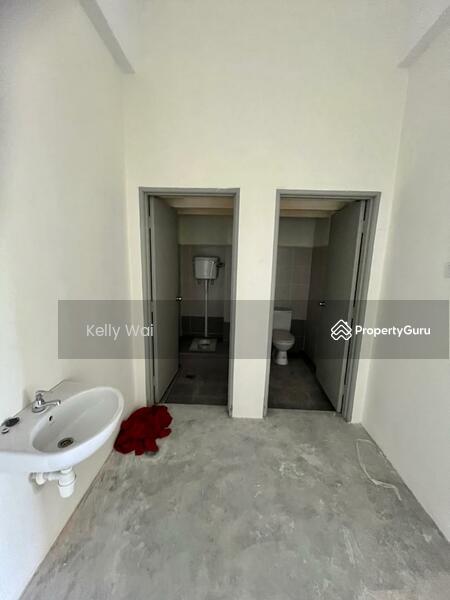 For Sale - Jalan Persiaran Pertama @ Danga Utama 3.5-Storey Shoplot For Sale