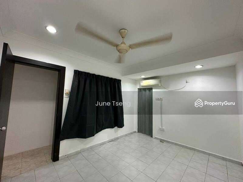 Untuk Disewa - taman pelangi