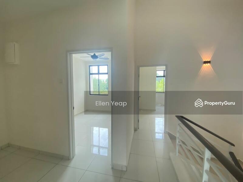 For Rent - Double Storey Terrace House @ Taman Danga Sutera