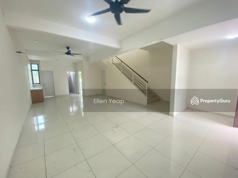 For Rent - Double Storey Terrace House @ Taman Danga Sutera