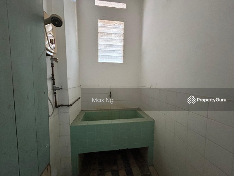 Untuk Dijual - Jelutong