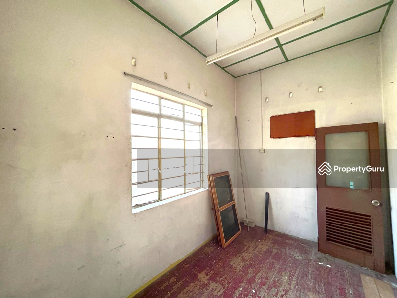 Untuk Dijual - Jelutong