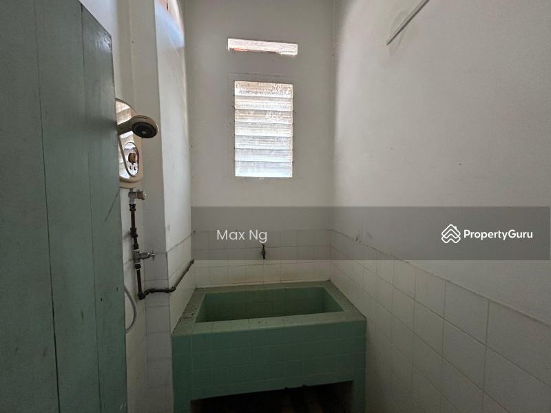Untuk Dijual - Jelutong