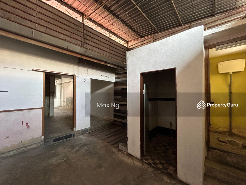 Untuk Dijual - Jelutong
