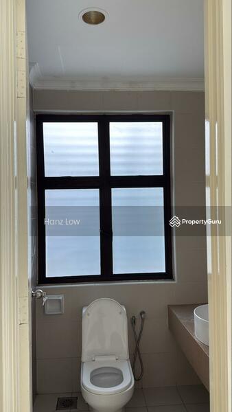 Untuk Disewa - (Upper Unit + 4 Bedroom) Townhouse Lake Valley Avenue 2 @ Bandar Tun Hussein Onn, Cheras