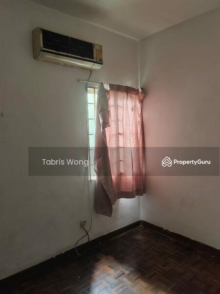 Untuk Disewa - Pelangi Court