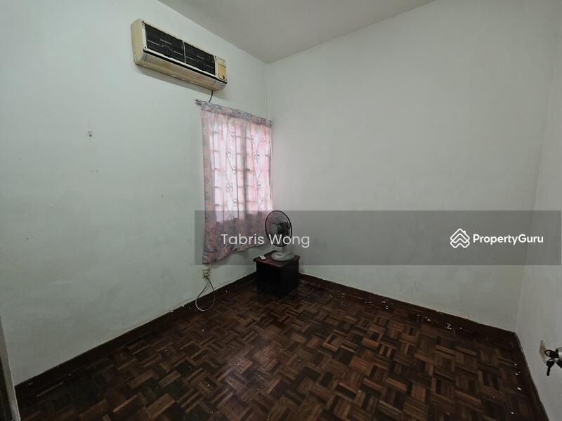 For Rent - Pelangi Court