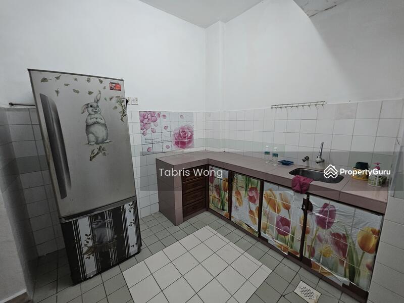 For Rent - Pelangi Court