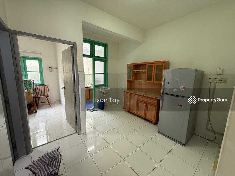 Untuk Dijual - Golden Shower Apartment Klebang Melaka