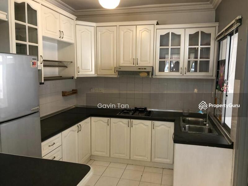 For Sale - Villa Emas