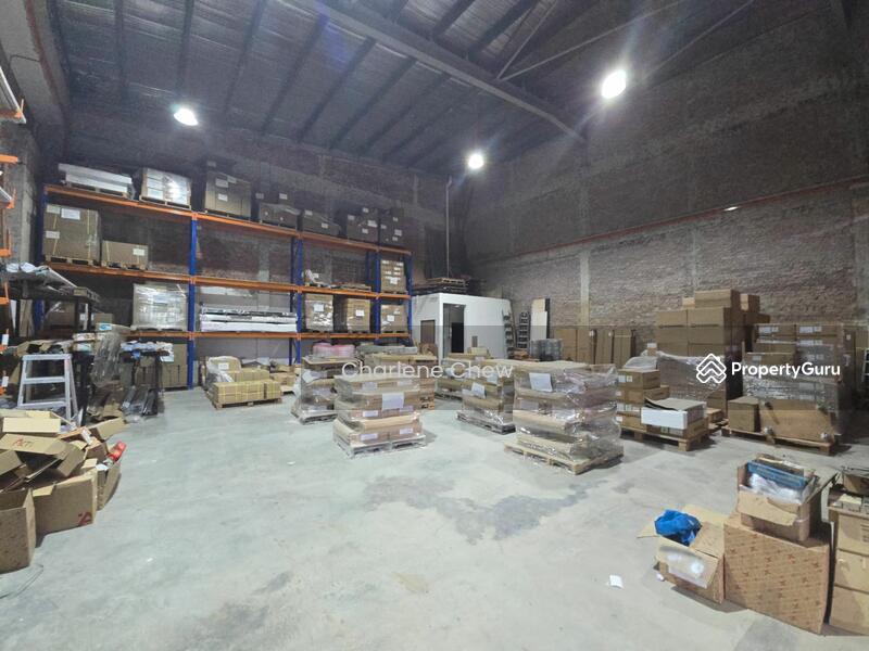 For Rent - Semi-D factory at Kawasan Perindustrian Mount Austin