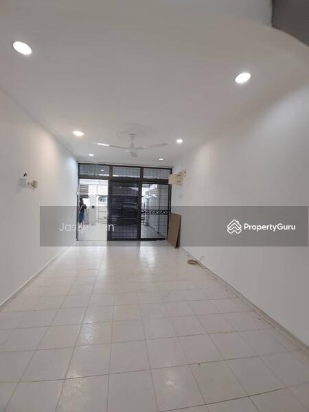 For Rent - Taman Daya - Jalan Nibong 28