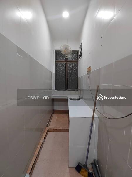 For Rent - Taman Daya - Jalan Nibong 28