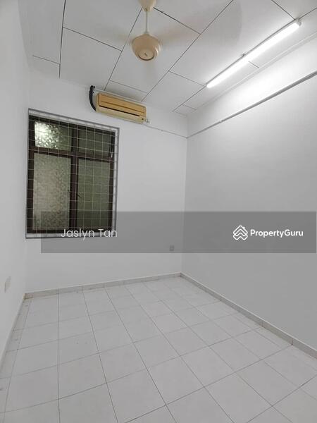For Rent - Taman Daya - Jalan Nibong 28