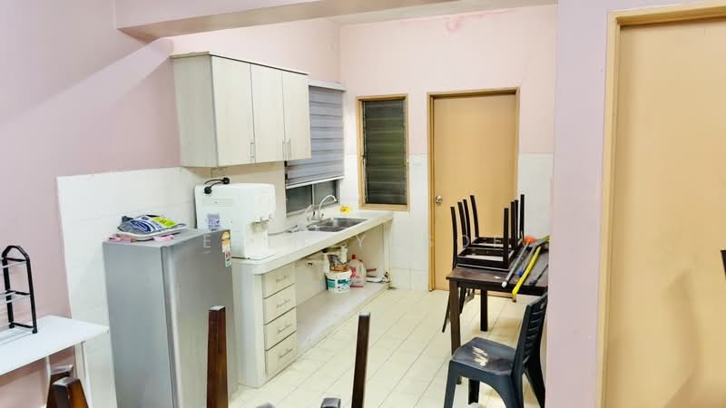 Pangsapuri untuk Disewa di Pangsapuri Persanda - Erin Yusof - Kitchen - PropertyGuru.com.my