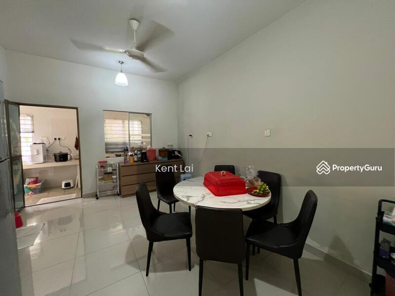 For Sale - Puteri 12