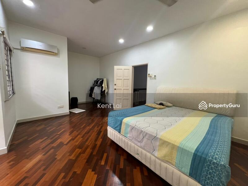 For Sale - Puteri 12